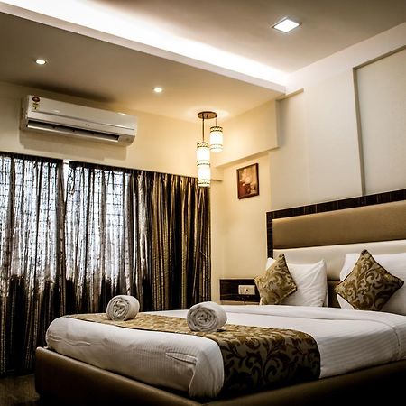 The Majestic Suites Calcutta Exterior foto