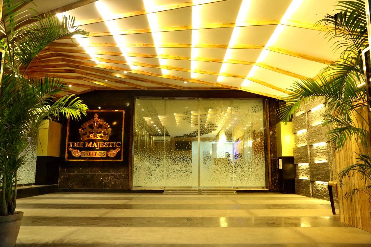 The Majestic Suites Calcutta Exterior foto