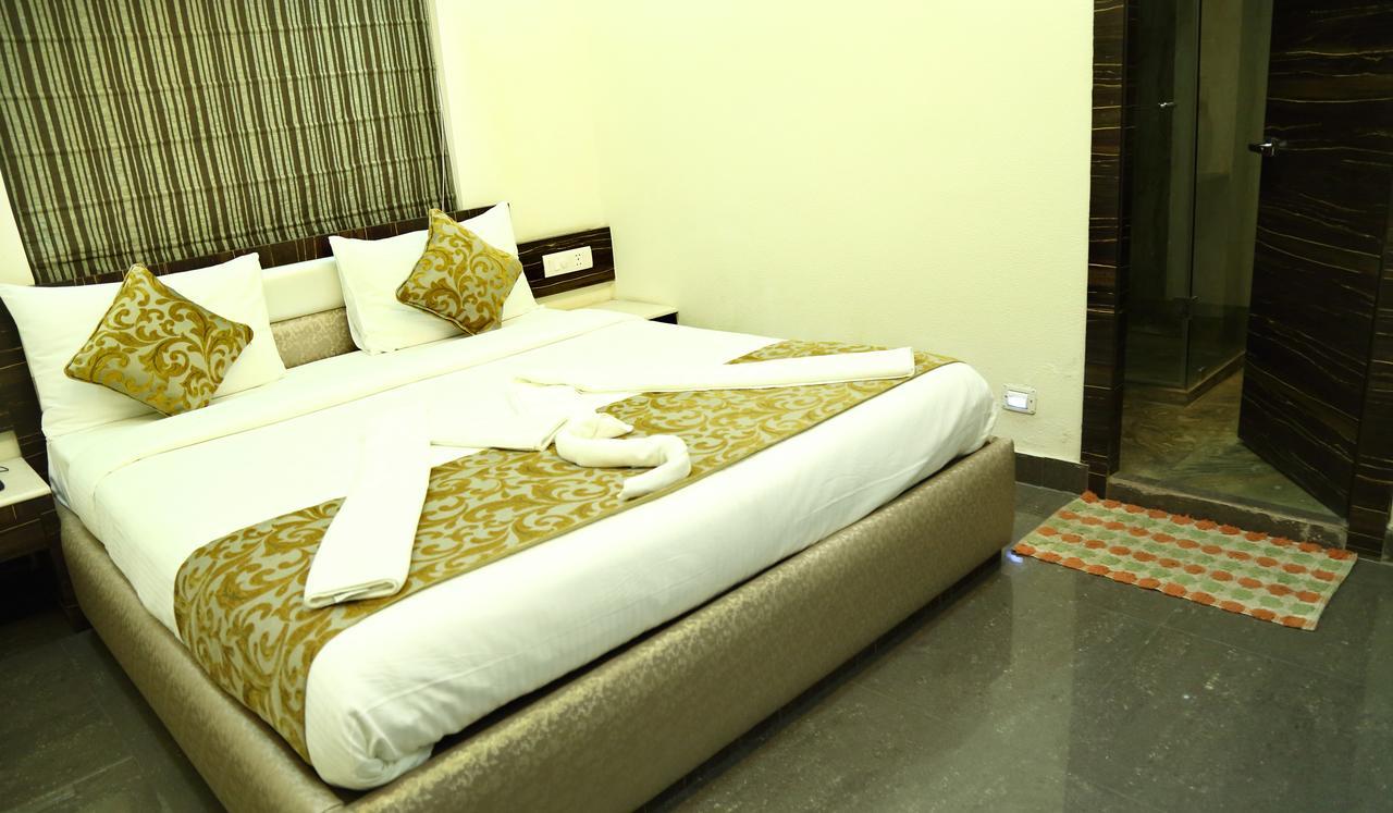 The Majestic Suites Calcutta Exterior foto